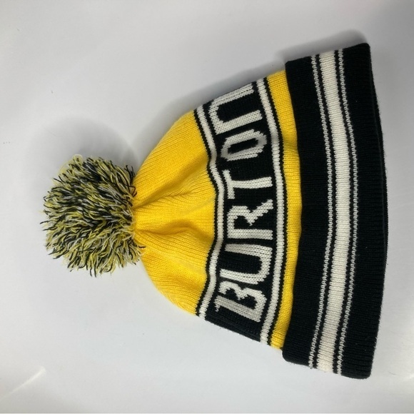 Burton Pom hat - Picture 3 of 3